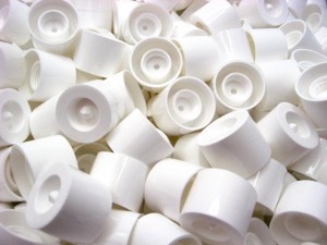 Şakirler Ürünleri Enjeksiyon Plastik Kapak Diş M11x1.25 Beyaz